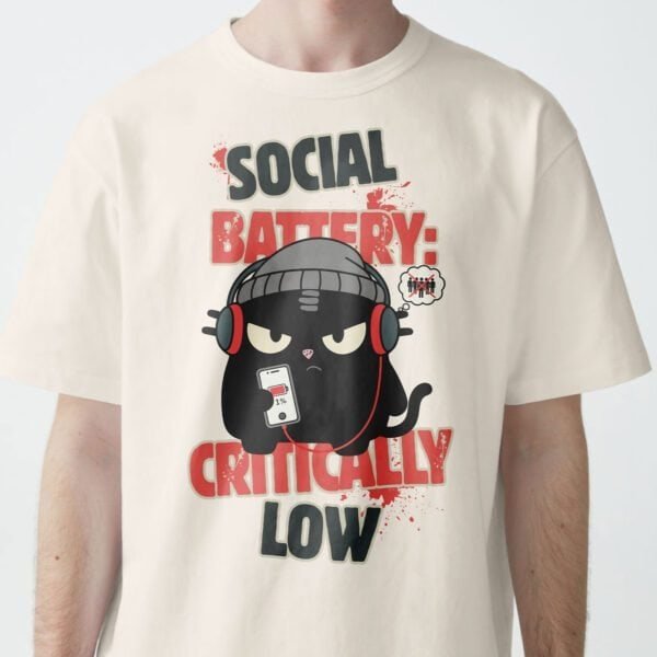 blackscowl-unisex-tee-social-battery-low-beige-male-front Front view of "Social Battery Critically Low" shirt in Vintage White/Beige